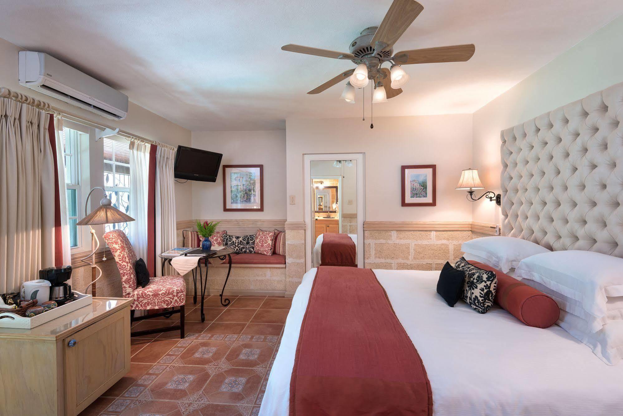 Little Arches Boutique Hotel - Adults Only Oistins Exterior foto